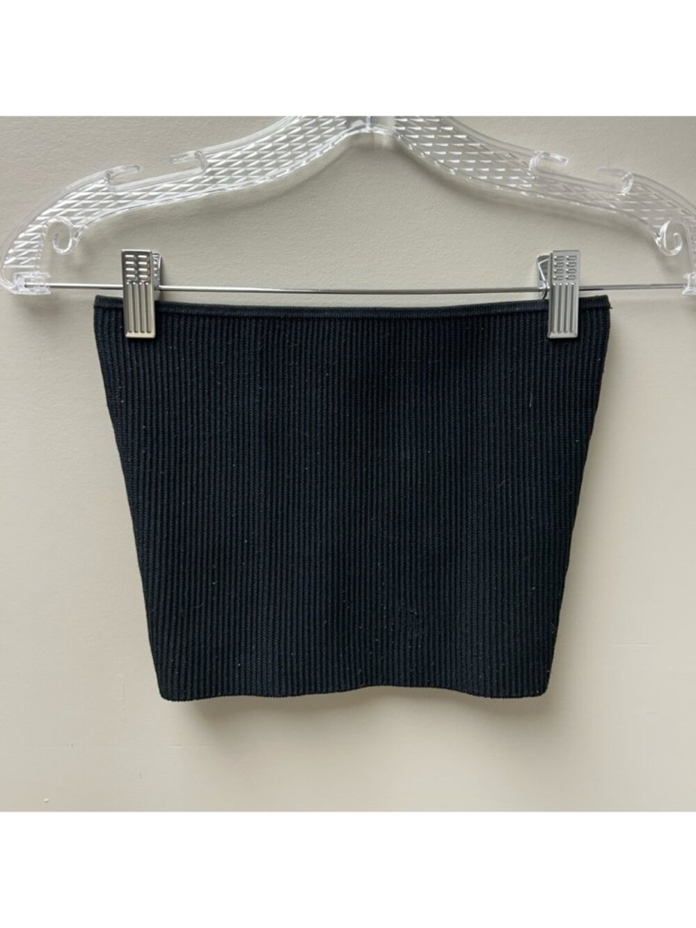 Babaton Women’s Ribbed Strapless Black Tube Top